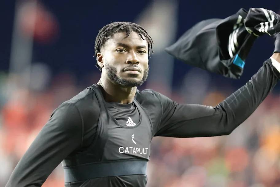 美国国脚集体闯欧洲！阿杰芒创纪录转会英冠，维阿亦接近登陆法甲