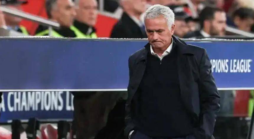 6连胜！阿森纳一只脚踏进欧冠16强，穆里尼奥神了：2-0绝杀意甲冠军